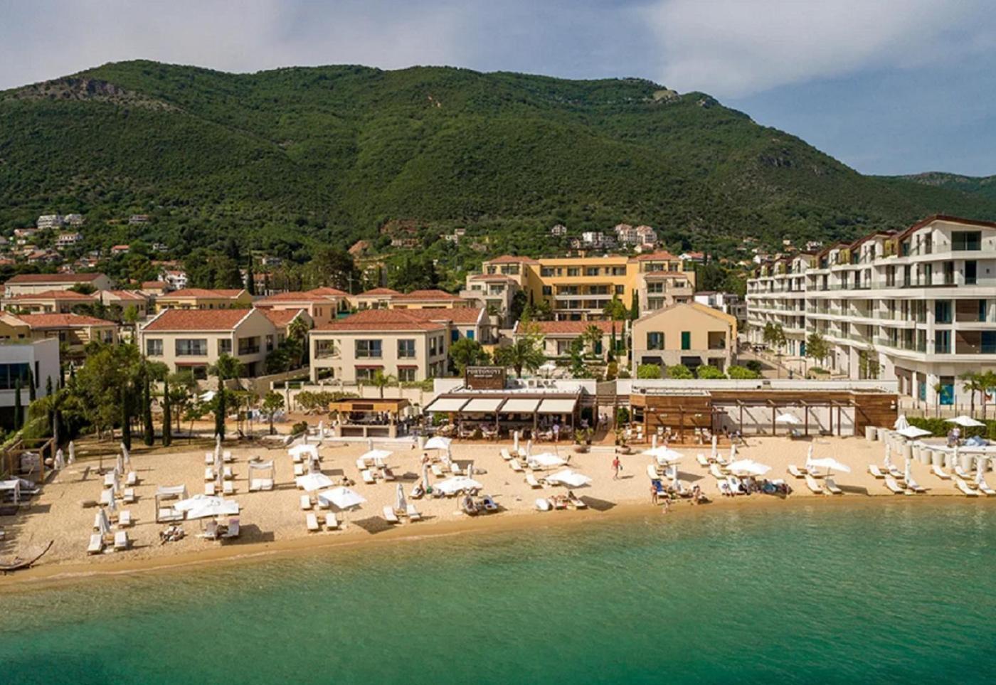 Villa Sea-N-Sun, 7 Bedrooms & Pool, Nearby Portonovi Marina. Thenovici Exterior photo